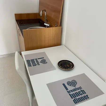 Lu Vilei Di Donateo Tecla Couette-café