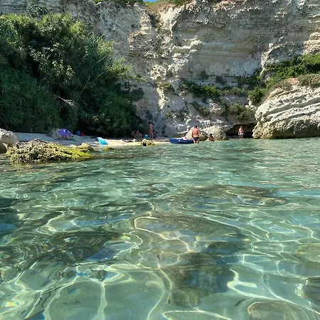 Lu Vilei Di Donateo Tecla Couette-café Cannole