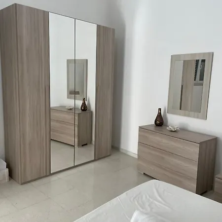 Lu Vilei Di Donateo Tecla Bed & Breakfast